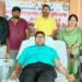 रक्तदान कर युवाओं और अभिभावकों ने दिया सेवा का संदेश, रक्तदाताओं को मिला सम्मान