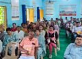 शिक्षकों को सिखाया गया सीपीआर, बारिश में बीमारियों से बचाव की दी गई जानकारी